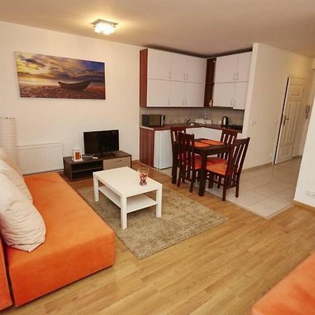 Apartamenty Miedzymorzem Криниця-Морська Екстер'єр фото